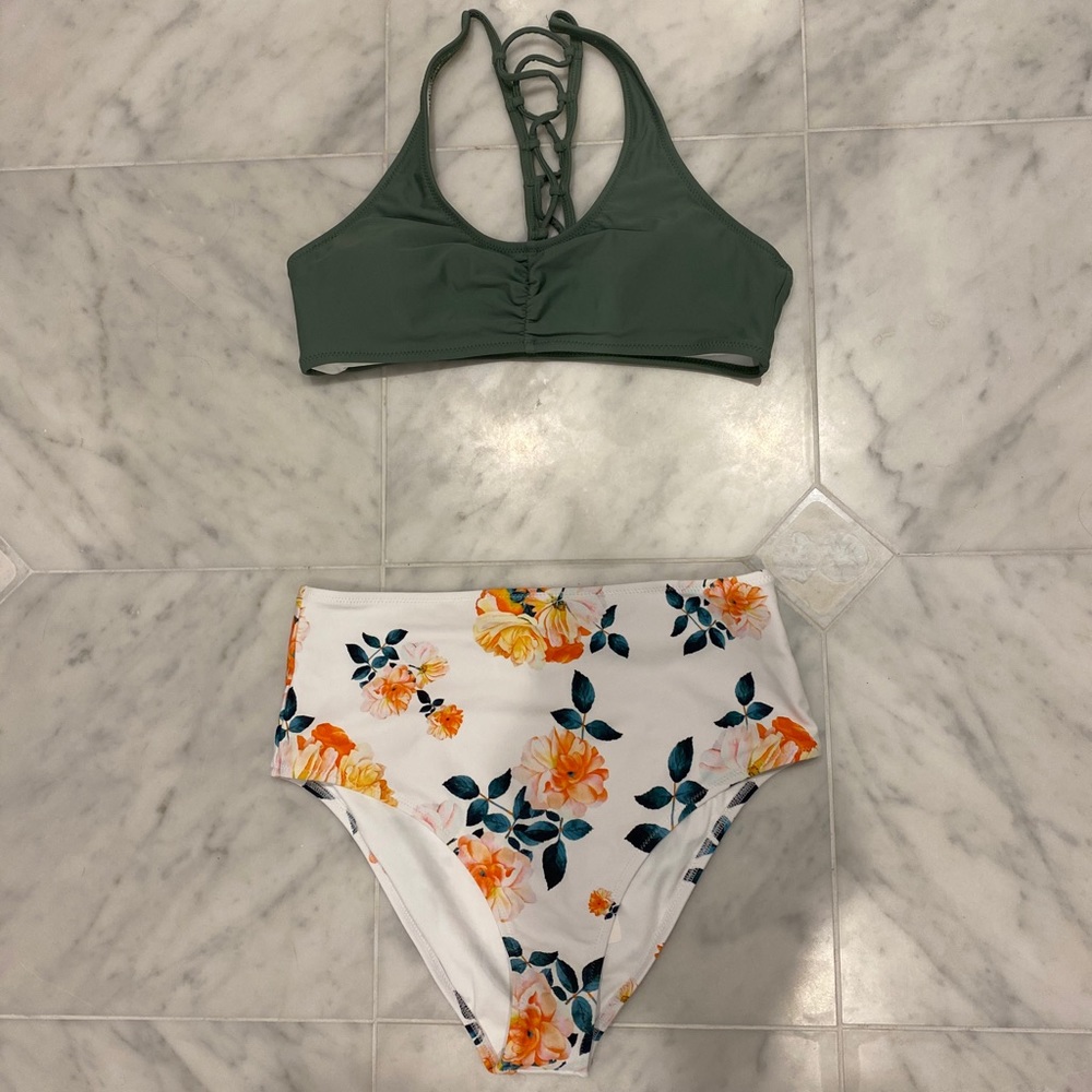 NWT Cupshe bikini set